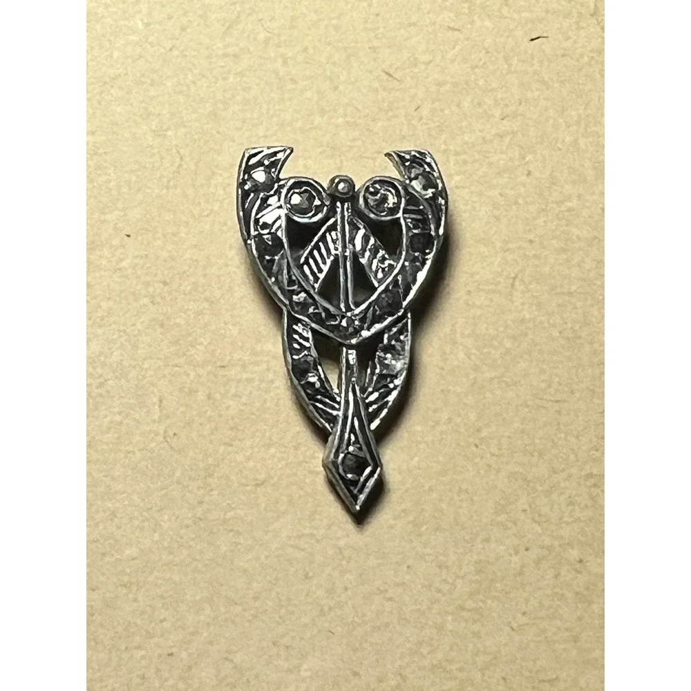 Vintage Art Deco Silver Tone Dress Clip Fur Clip Ornate‎ 1.5 Inch